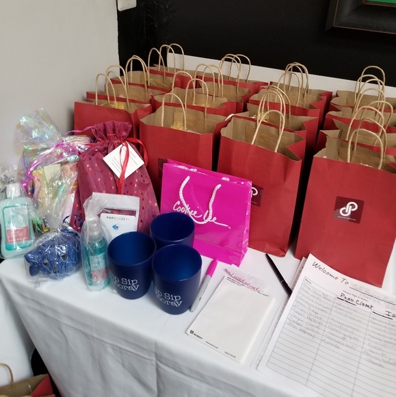 Thank You! Posh N Sip Long Island 7/27/19 - Picture 8 of 8